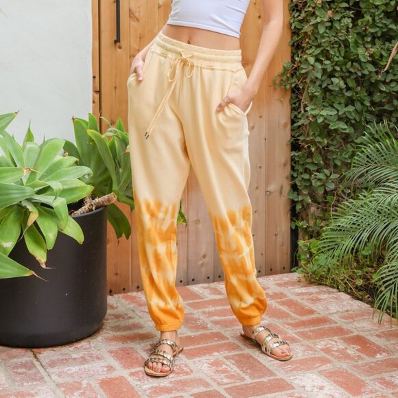 HEM & THREAD Golden Yellow Tie-Dye Jogger Lounge Pants - Picture 1 of 6